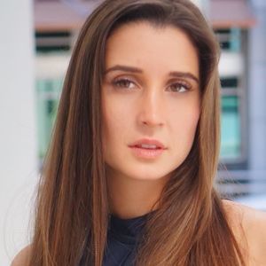 Meet your Posher, Carla